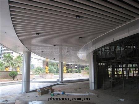 幕牆(qiáng)鋁(lǚ)單闆