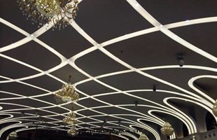 鋁(lǚ)蜂窩闆一(yī)个(gè)全(quán)新(xīn)的(de)时(shí)代(dài)即将到(dào)来