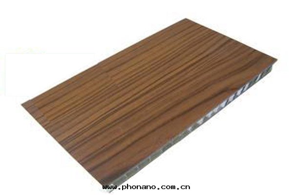 鋁(lǚ)蜂窩闆的(de)性(xìng)能(néng) 鋁(lǚ)蜂窩闆的(de)性(xìng)能(néng)