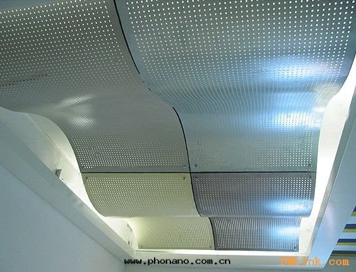 鋁(lǚ)蜂窩闆的(de)良好(hǎo)性(xìng)能(néng)