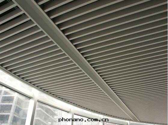 夾心(xīn)鋁(lǚ)蜂窩闆的(de)制作