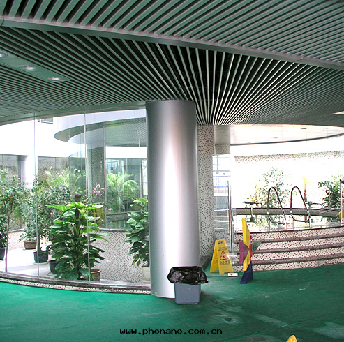 蜂窩鋁(lǚ)闆的(de)施工工藝