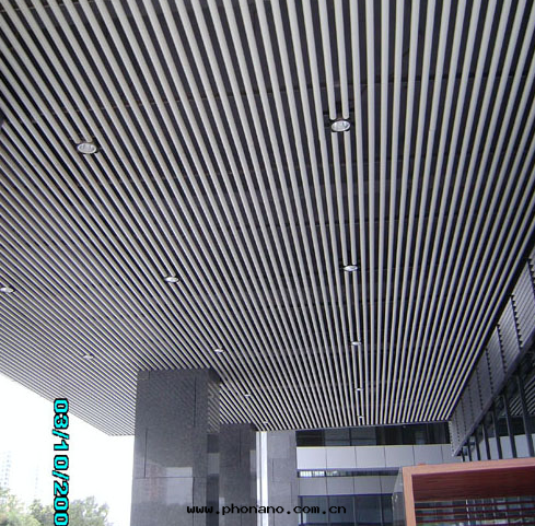 鋁(lǚ)蜂窩闆加工流程