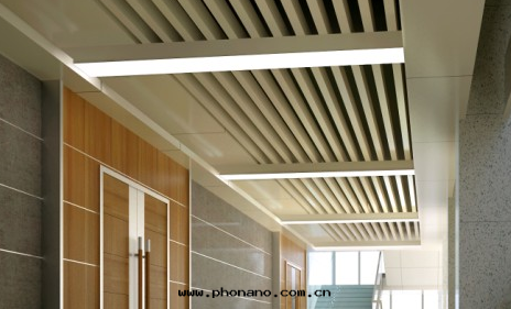 鋁(lǚ)蜂窩闆生(shēng)産流程