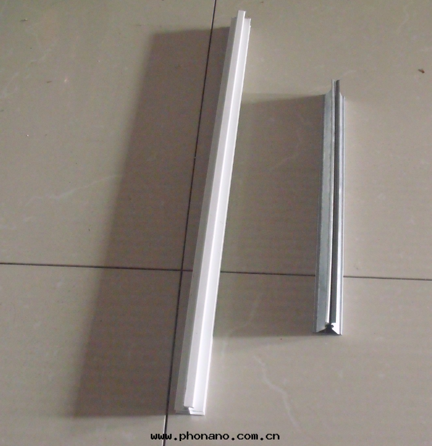 蜂窩鋁(lǚ)闆双(shuāng)层(céng)金(jīn)屬系(xì)統