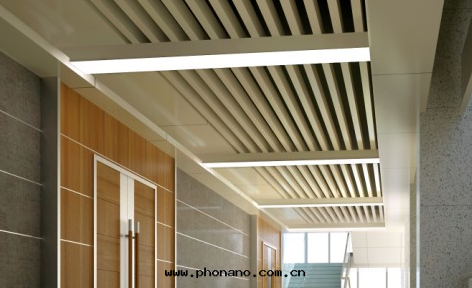 有(yǒu)關(guān)于(yú)蜂窩鋁(lǚ)闆幕牆(qiáng)無滲漏