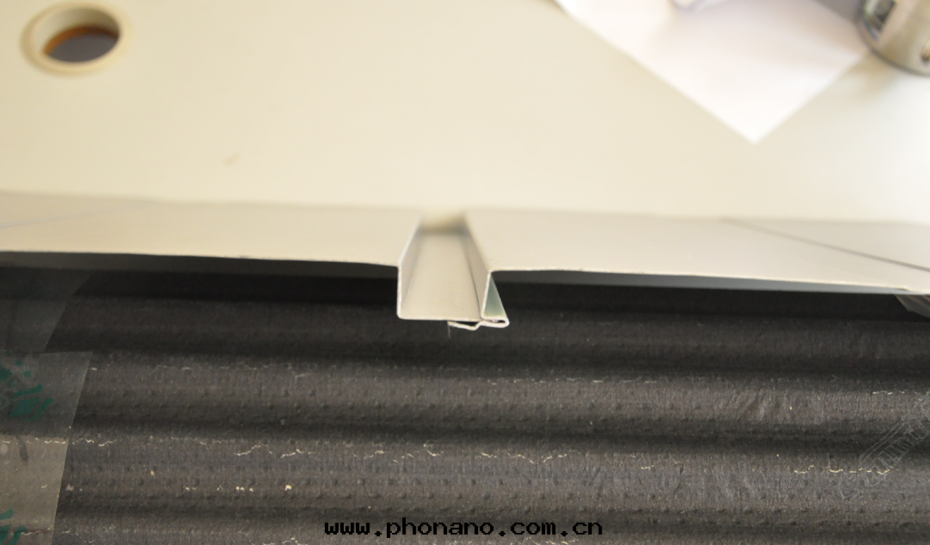 鋁(lǚ)蜂窩闆具有(yǒu)質(zhì)量(liàng)轻强副高(gāo)優點(diǎn)