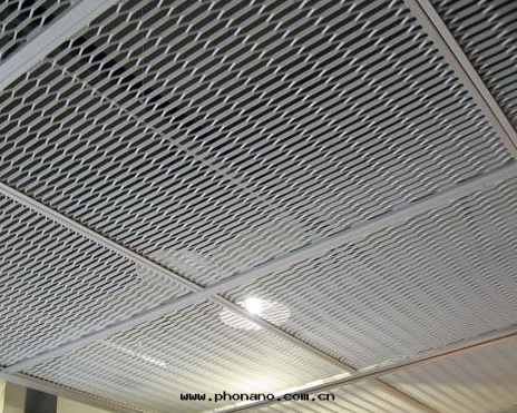 鋁(lǚ)蜂窩闆的(de)加工过程