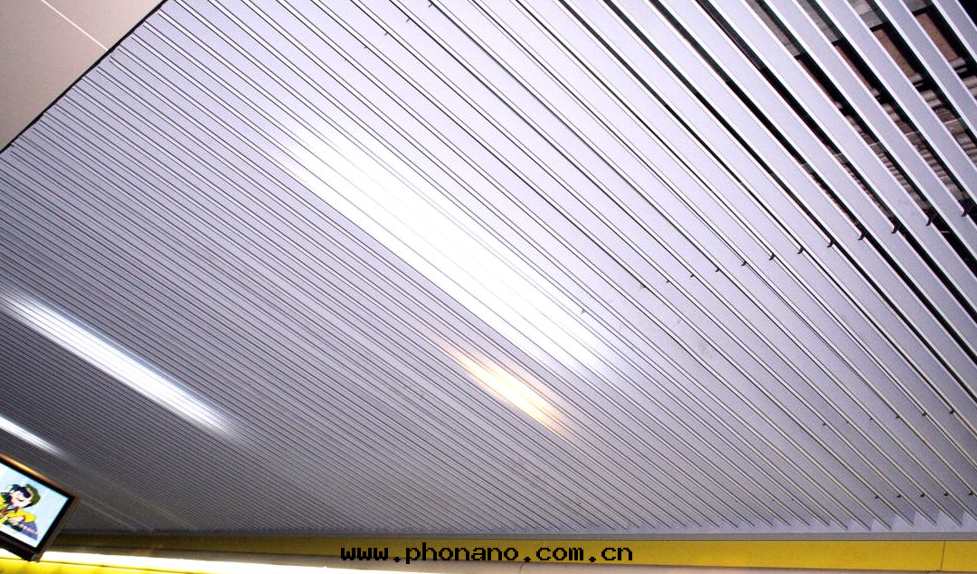 鋁(lǚ)蜂窩闆結構测量(liàng)線(xiàn)相配合