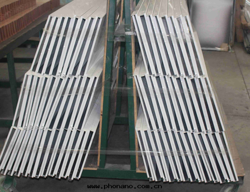 鋁(lǚ)蜂窩闆在(zài)铁(tiě)道(dào)上(shàng)的(de)應(yìng)用(yòng)情(qíng)況