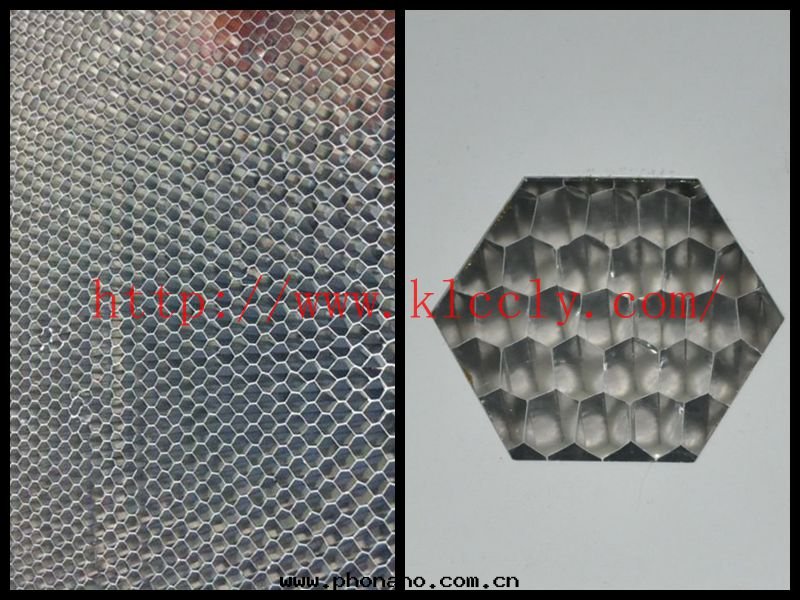 沖孔吸音(yīn)蜂窩鋁(lǚ)闆的(de)适用(yòng)範圍