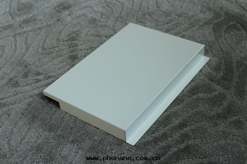 鋁(lǚ)蜂窩闆建築幕牆(qiáng)