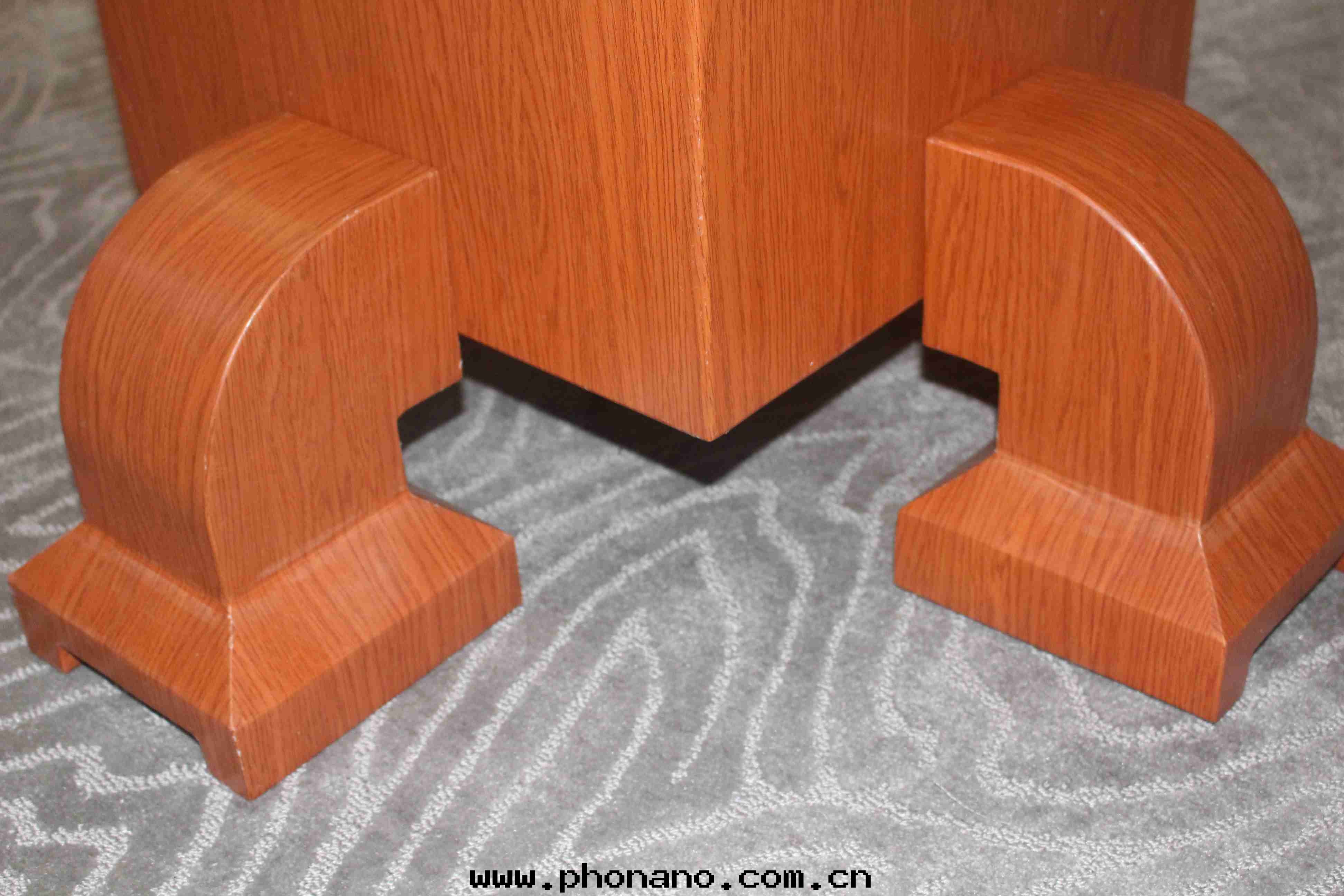 鋁(lǚ)蜂窩闆廠(chǎng)家(jiā)未来發(fà)展会(huì)怎樣(yàng)