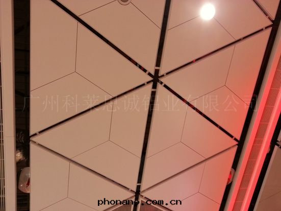 造型鋁(lǚ)扣闆 造型鋁(lǚ)扣闆