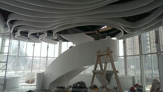 异(yì)形方通(tòng)