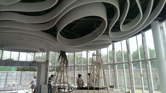 异(yì)形方通(tòng)