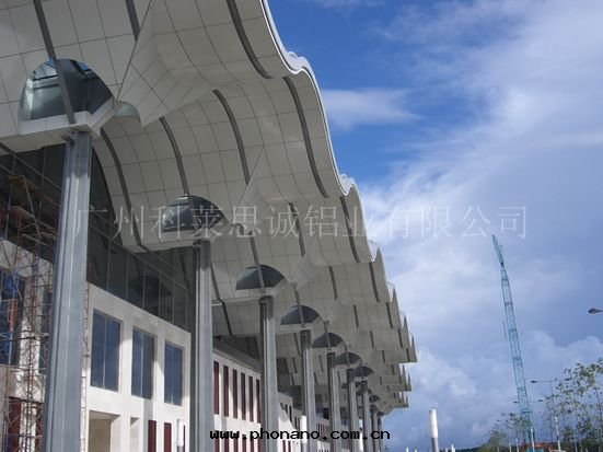 鋁(lǚ)單闆 鋁(lǚ)單闆