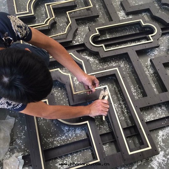 异(yì)形天(tiān)花