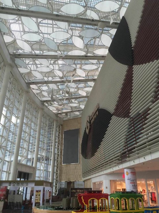 鋁(lǚ)蜂窩闆案(àn)例