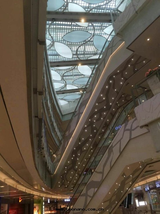 鋁(lǚ)蜂窩闆案(àn)例