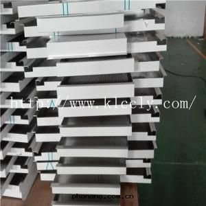 中(zhōng)式鋁(lǚ)制屏風(fēng)