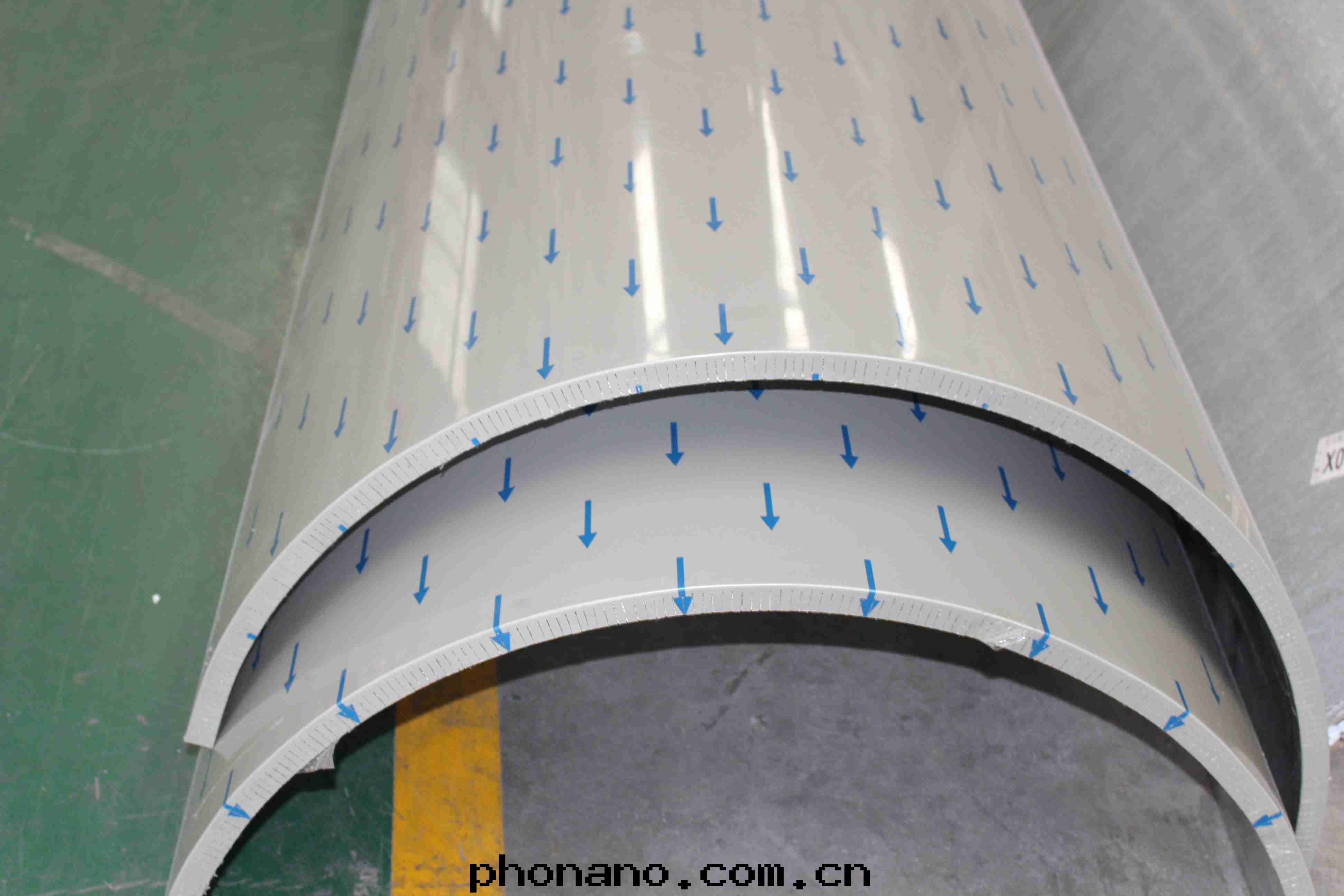 弧形鋁(lǚ)蜂窩板